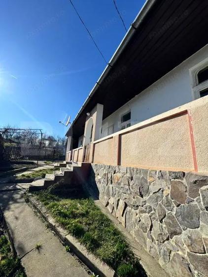 Casa in Voiniceni cu 12 ari de teren! La 7 Km de Tg.Mures! - 1