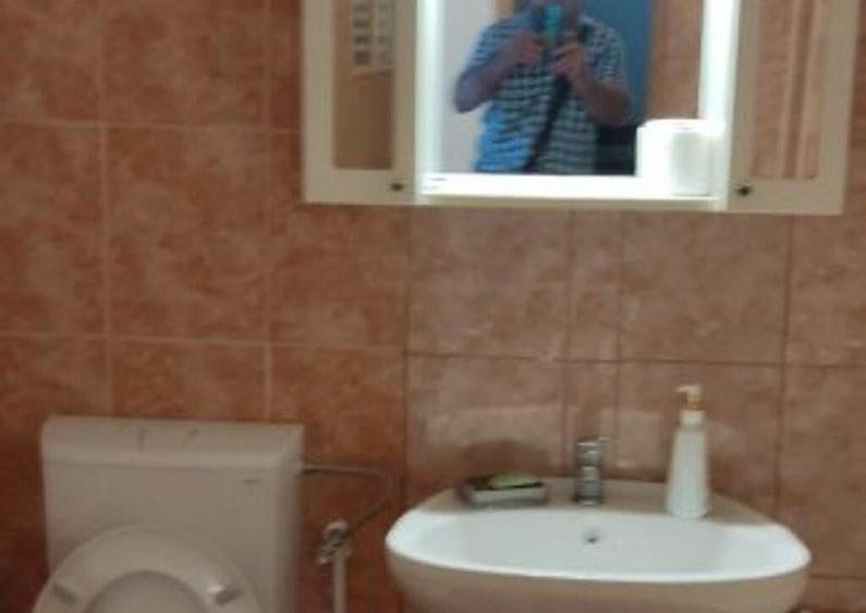 Apartament cu 2 camere decomandat - Piata Centrala - 3