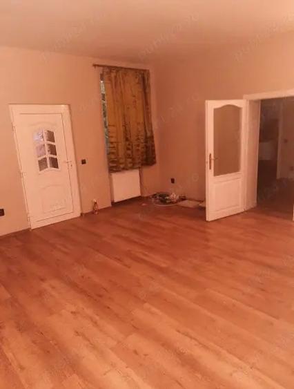 Vand casa in zona centrala - 6