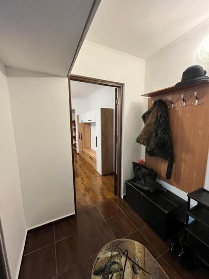 Apartament cu 2 camere semidecomandat, mobilat în Rădăuți