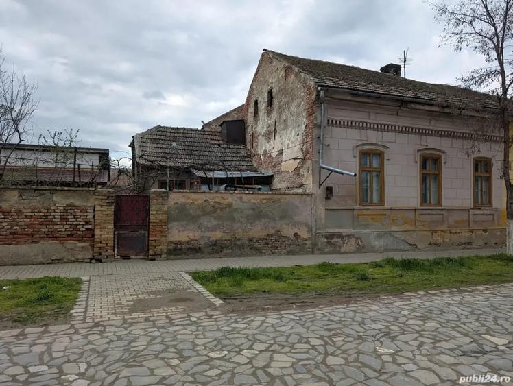 Casă cu 3 camere în Ciacova