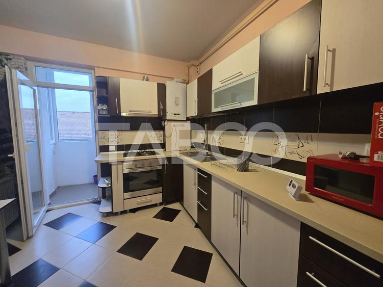Apartament 3 camere de vanzare decomandat 71 mpu zona Turnisor Sibiu - 10