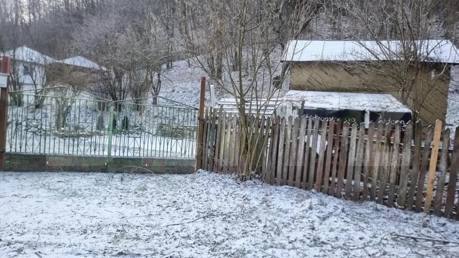 Casa si teren zona pitoreasca - 2