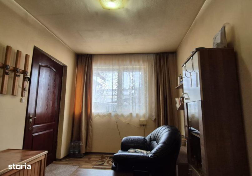 Apartament la 1 minut de Biserica Sarbeasca, curte proprie - 6