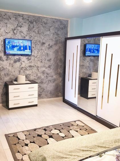 Garsoniera generoasa cu curte - 2