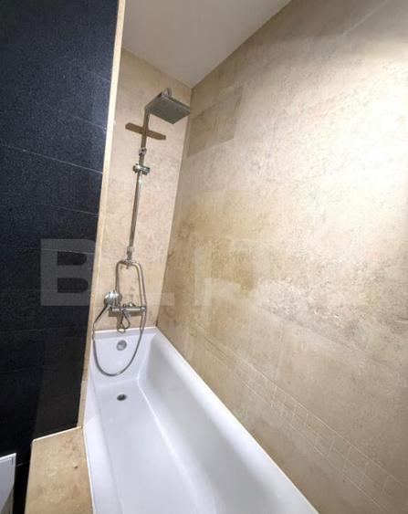 Apartament cu 3 camere de vanzare, 79mp, parcare subteran, - 1