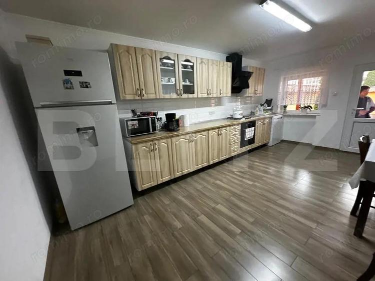 Casa spa?ioasa, aproape de centru, intr-o zona excelenta din Sebe? - 18