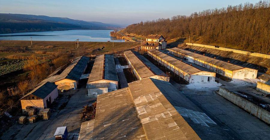 Fosta Ferma a Partidului de la Horgesti - de vanzare - 29