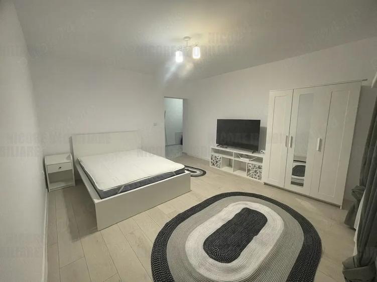 Apartament 1 camera - decomandat - prima inchiriere - 310 euro - 1