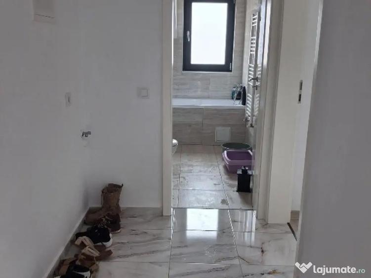 Apartament 2 camere, decomandat - zona Sanpetru - 10