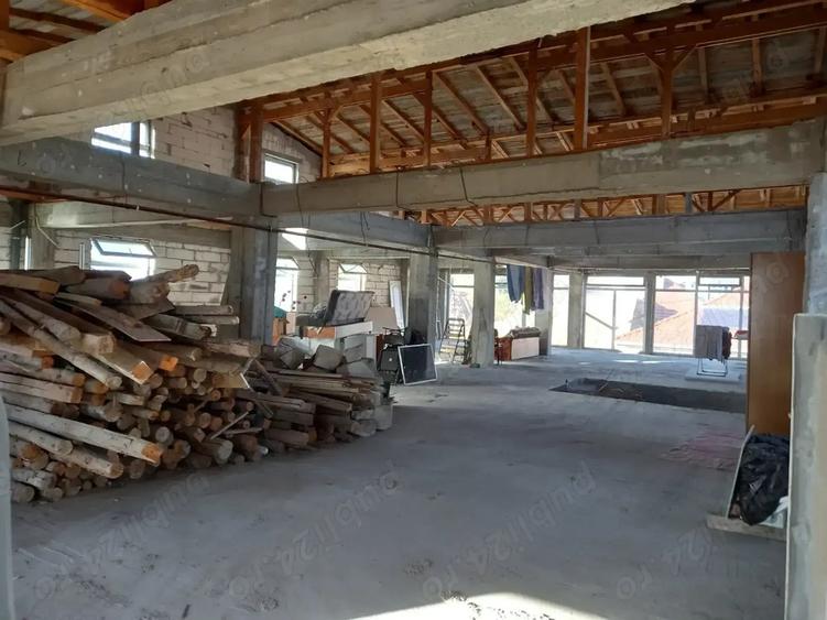 Etaj- Mansarda (open-space) zona Centru - 1