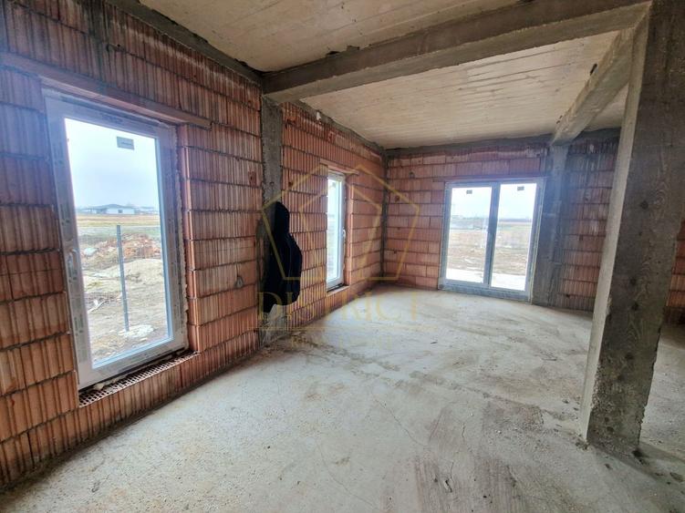 Duplex la rosu cu 3 camere | Mosnita Veche | Padurea Bistrei - 8