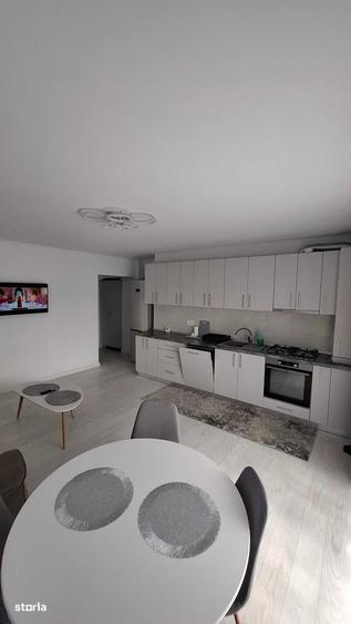 De inchiriat apartament cu 3 camere - Valea Lupului - 6