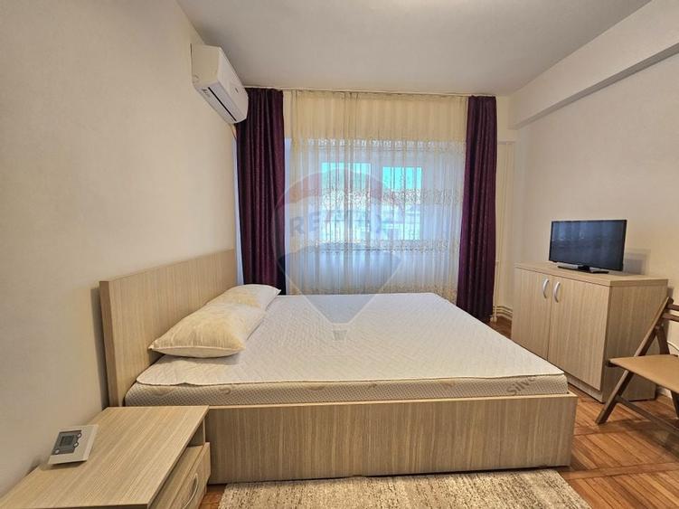 Apartament cu 2 camere de închiriat în zona Dacia - 1