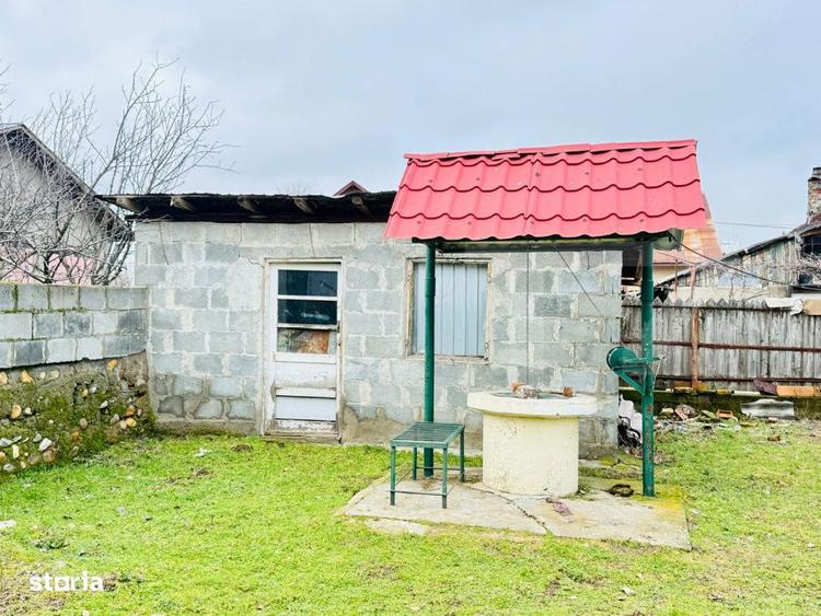 Casa batraneasca cu teren generos - VACARESTI - 2
