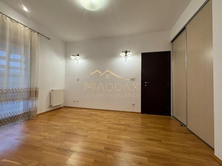 Apartament cu 3 camere decomandat, mobilat în Băneasa