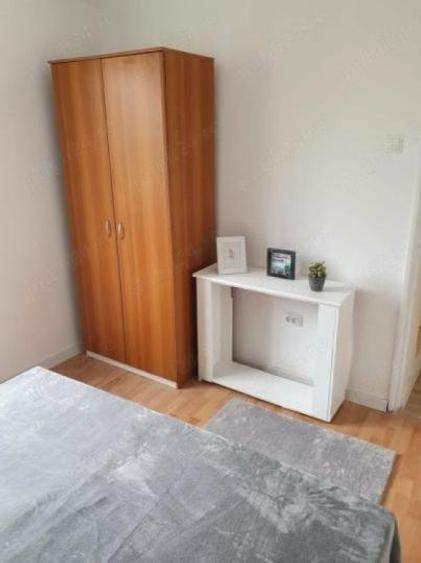 De vanzare apartament 3 camere/ Teiul Doamnei - 2