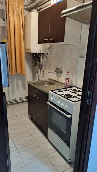 Vanzare apartament cu 2 camere - 1