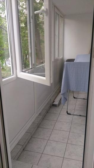 NICI NU ZICI CA ESTI LA BLOC - 4