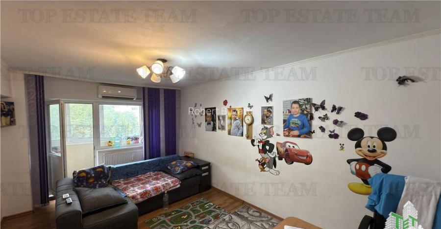 Apartament 3 camere 2 bai bloc 1984 zona metrou 1 Decembrie Apartament 3 camere 2 bai bloc 1984 zona metrou 1 Decembrie