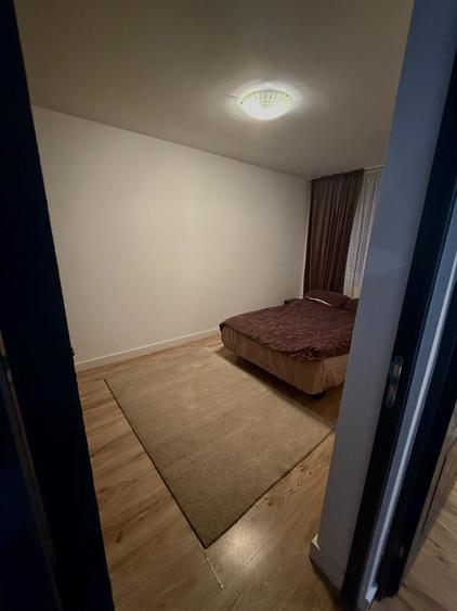 Apartament de vanzare 3 camere, semidecomandat - 3