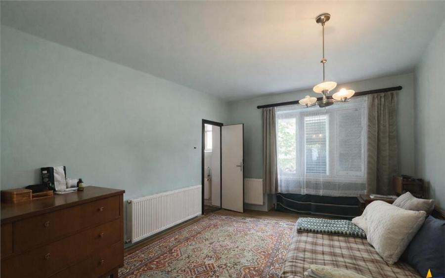 Casa singura in curte, cu garaj, Central, Brasov - 2