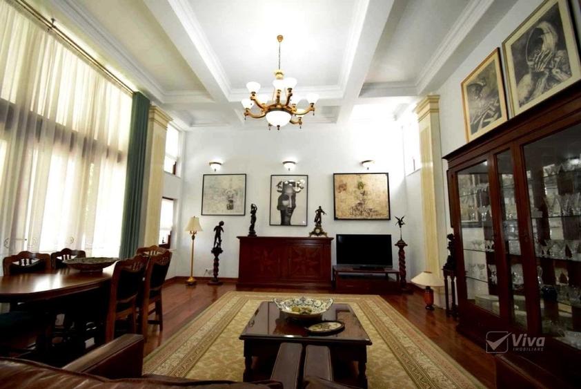 Pădurea Bucium-zona Motel, proprietate de lux la vânzare - 1