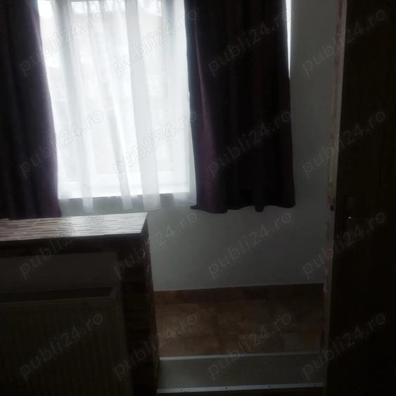 Inchiriez apartament o camera - 4