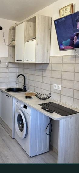 Camera moderna- baie proprie- Str Lamaitei - 3