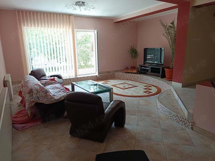 Otopeni central VILA P+1 cu 3 apartamente si 1000 mp teren - 9