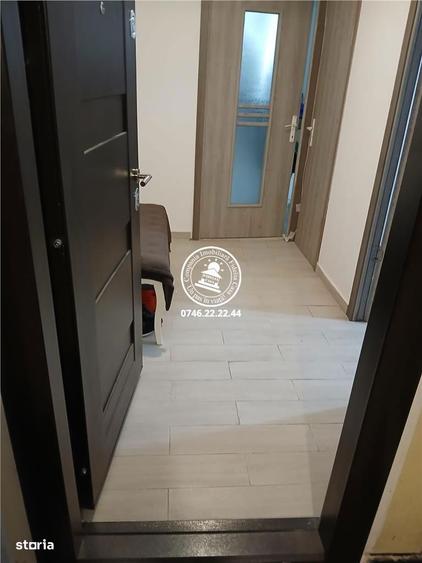Apartament 3 camere de vanzare Podu Ros, - 1