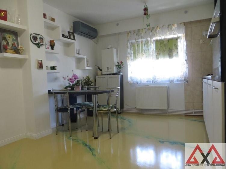Apartament 2 camere Calea Vitan - Mihai Bravu, centrala termica - 1