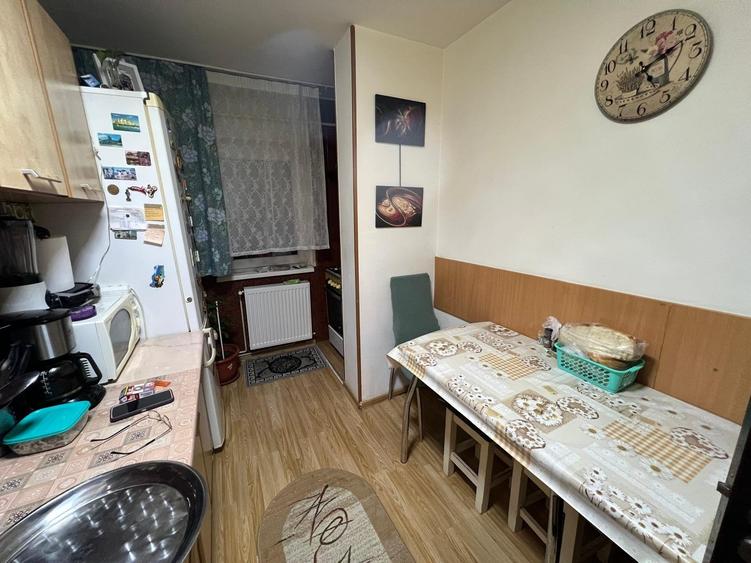 Apartament 3 camere decomandat Brasov - 5