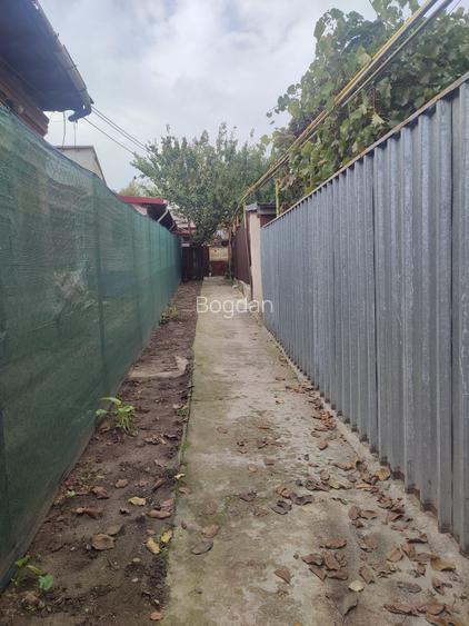 Casă individuală cu 4 camere în Central Casă individuală cu 4 camere în Central