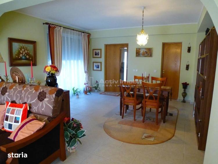 Vila 7 camere 230 mp - Clinceni Str. Monumentul Eroilor - 2