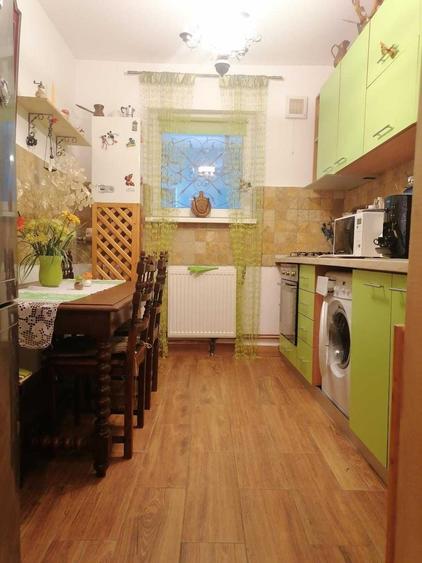 Apartament cu 2 camere decomandat în Băile Olănești