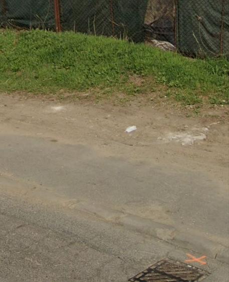 Teren stradal  760mp Targ Pucheni inchiriere - 2