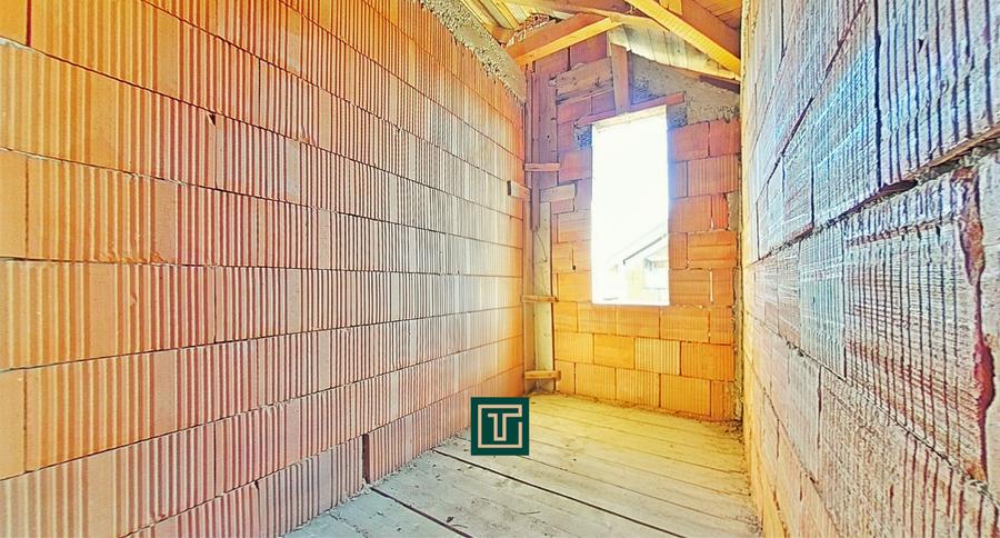 Casă la roșu cu 5 camere în Aluniș, județul Arad – ideală pentru o familie! - 6