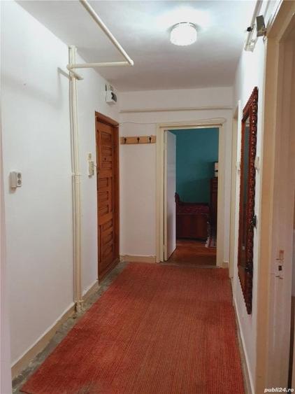 Apartament doua camere, decomandat, etaj unu, CT termopan, bloc anvelopat Zimbru - 5