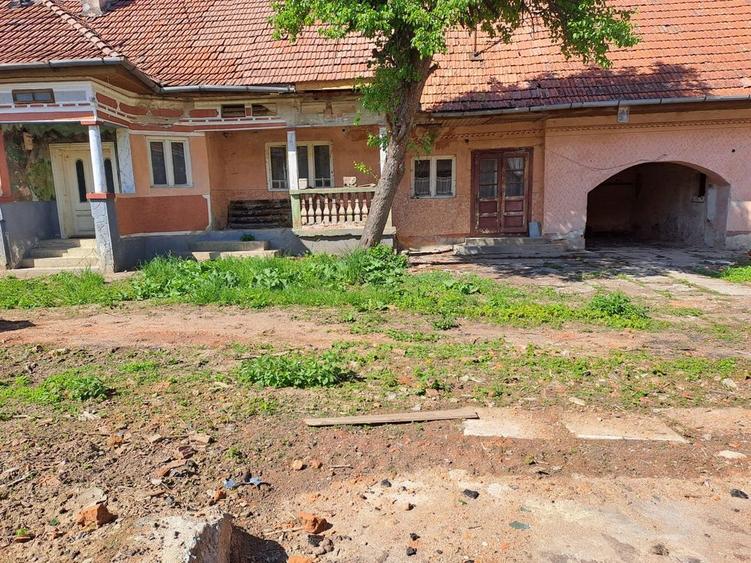 Casa + 2000mp Teren Gura Vaii (Tara Fagarasului) - 5