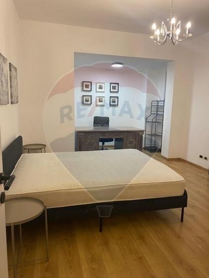 Vila de închiriat–Calea Moșilor /133 mp utili+60 Curte proprie - 15