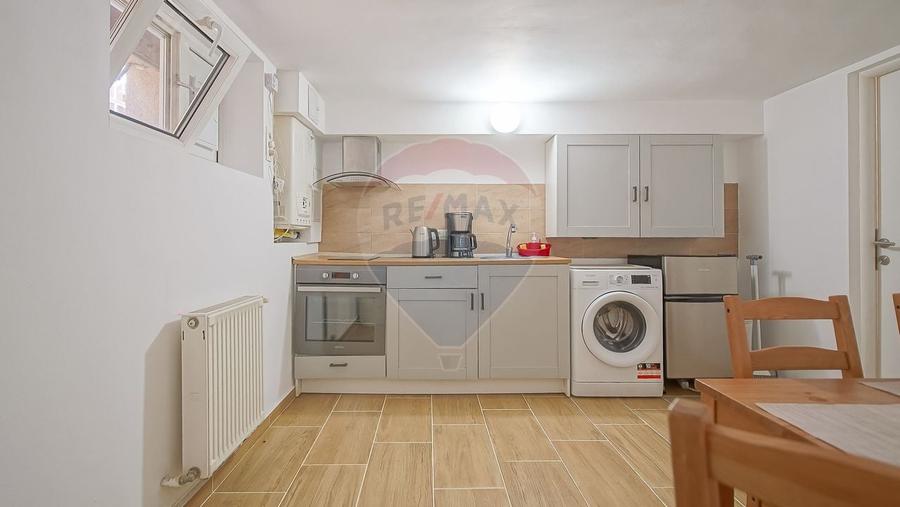 Casă cu 2 apartamente în Brasov, investiție sigură sau căminul ideal - 6
