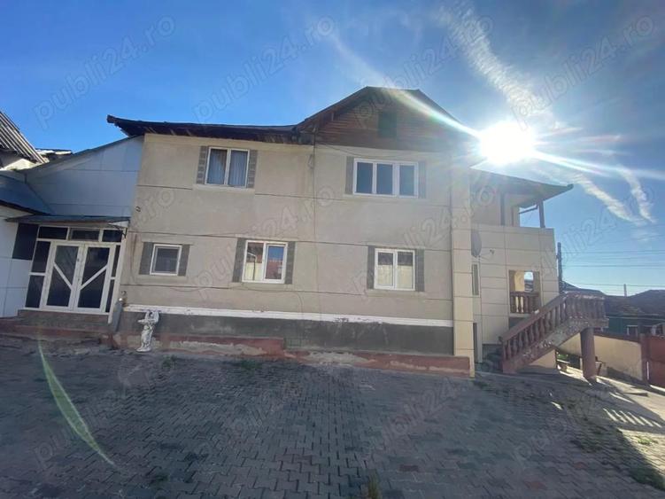 Casa cu teren in zona Dambovi?a - 3