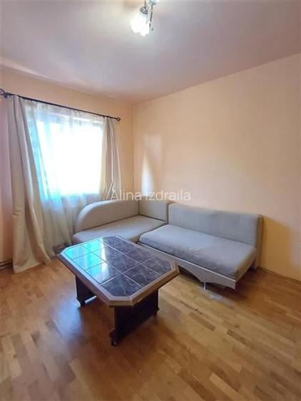 Apartament de inchiriat 3 camere zona Cedonia Apartament de inchiriat 3 camere zona Cedonia