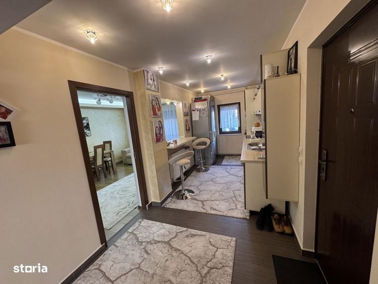 Apartament 3 camere de inchiriat Micro 17, Str. Vasile Lupu - 2