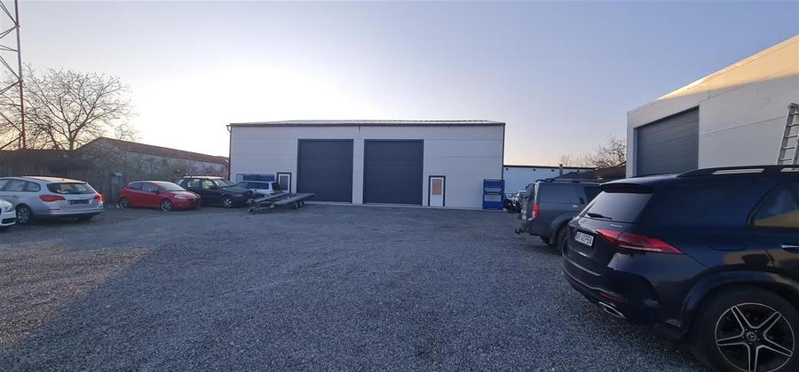 Hala noua langa A1 pe artera principala 360mp acces TIR  in interior - 1