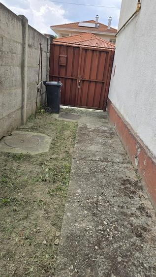 Casă cu 3 camere cu Teren 521 Mp în Semicentral