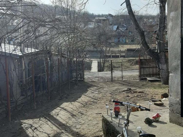 Casa de vanzare . - 8