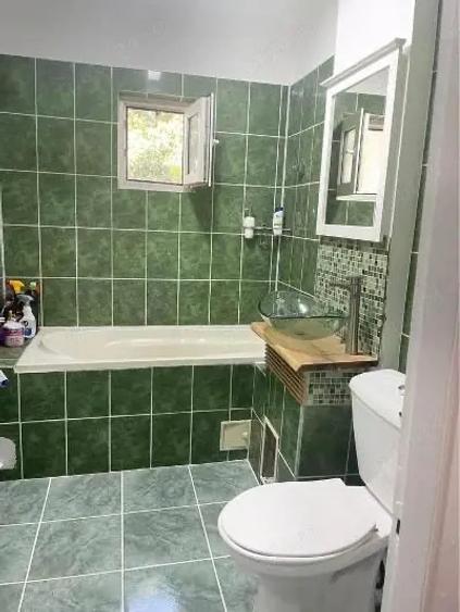 Inchiriez apartament cu 3 canere - 4