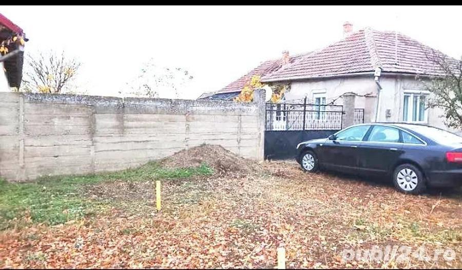 Casa cu 4 camere, disponibila cu avans si rate lunare, in zona foarte buna, cu teren de 2320 mp - 1